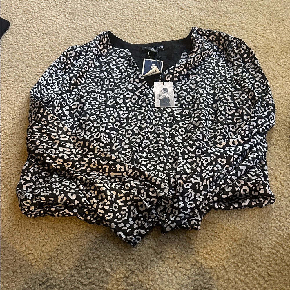 Sincerely Jules Black and White Leopard Blouse